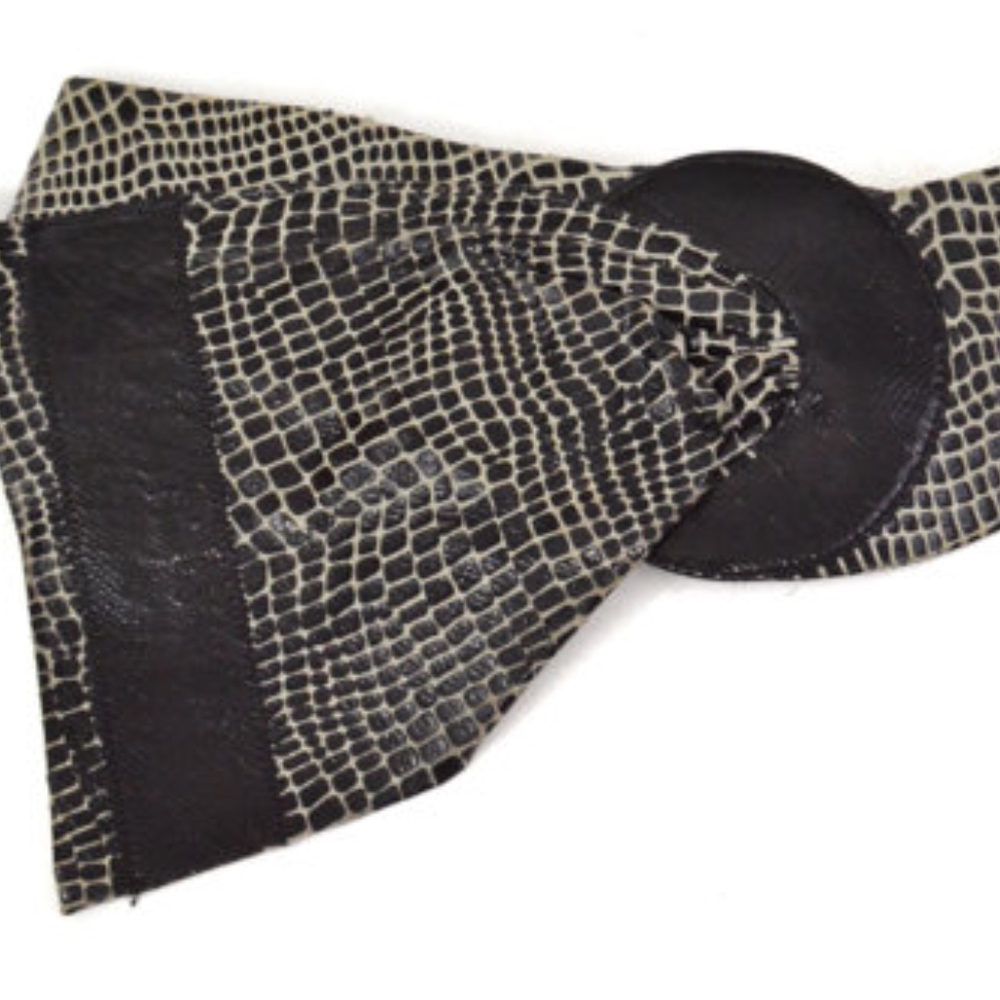 Vintage 80s Salena's Collection Oversized Belt